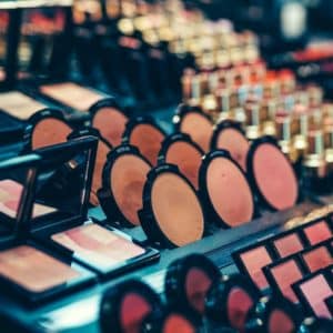 Опасна козметика! Как да я разпознаем?