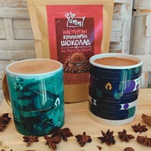 Вкусен и здравословен горещ шоколад с лешников тахан